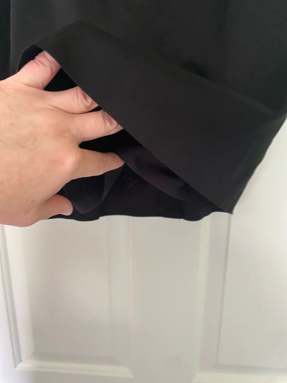Martin + Osa Black Satin Finish Pencil Skirt Belt Loops Size 8 NWT Corporate